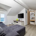 House Emma Tatil Evi