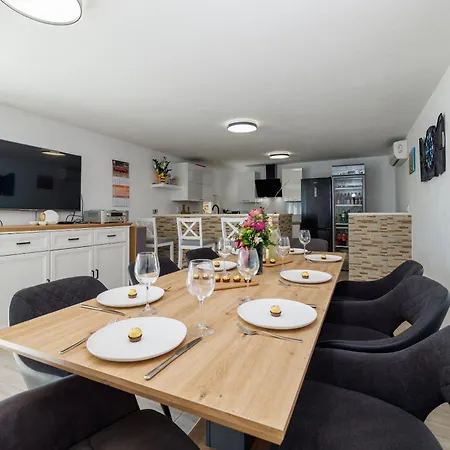 Holiday home House Emma