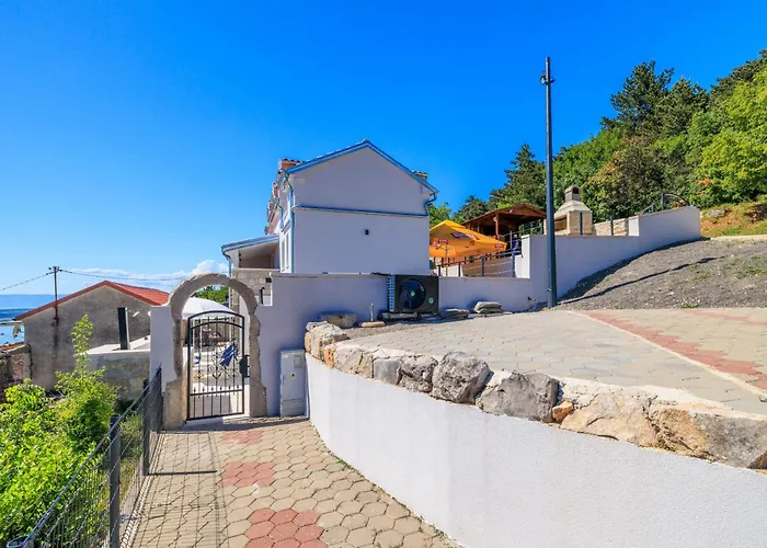 House Emma דראמליי