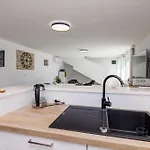 펜션 House Emma 드라말리