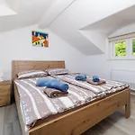 펜션 House Emma 드라말리