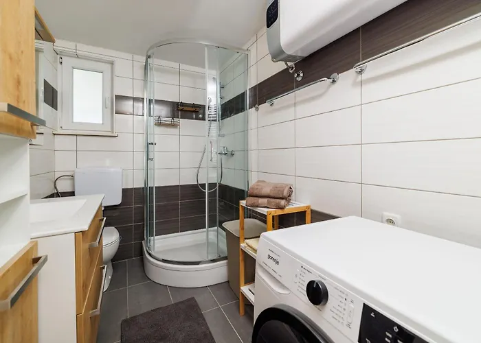 House Emma بيت للعطل