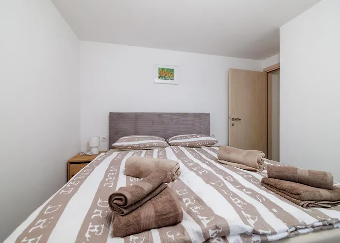 House Emma * دْغاماي