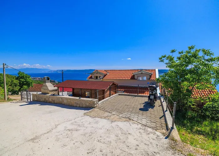 House Emma بيت للعطل *